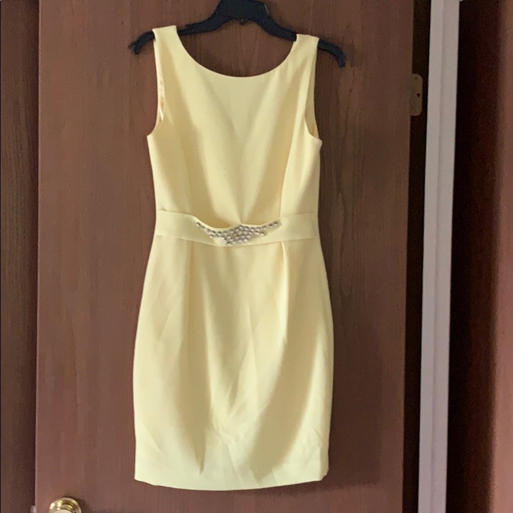 Gorgeous yellow dress